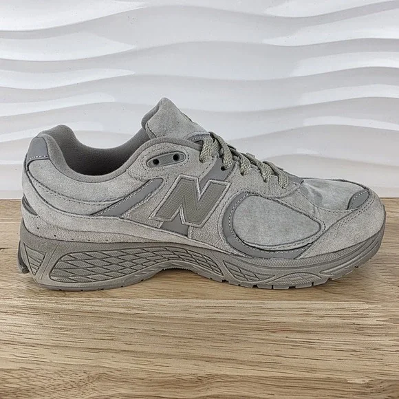 New Balance 2002R Sneakers Mens Size 8‎ D Incense Athletic Shoes ML2002RP